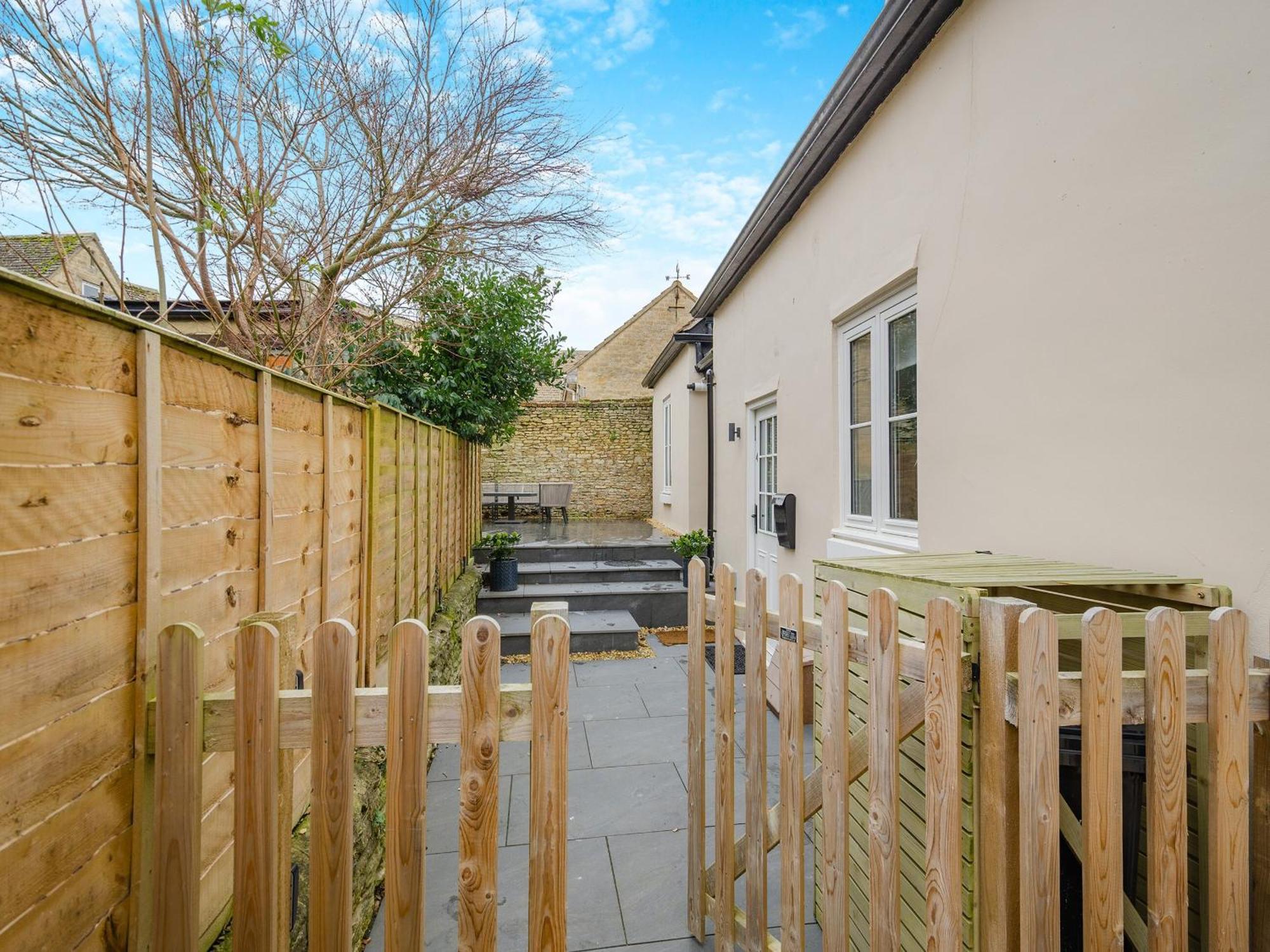 The Colleys Villa Lechlade Exterior photo